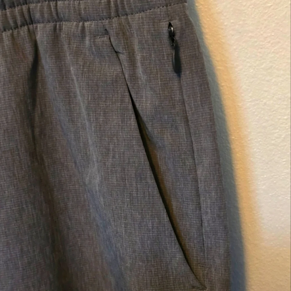 Old Navy Active Size L Shorts